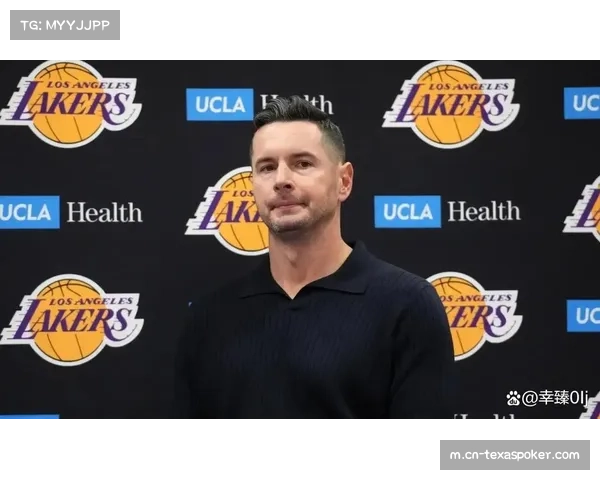 雷迪克湖人空间利用 里夫斯无球跑动与接应点设置